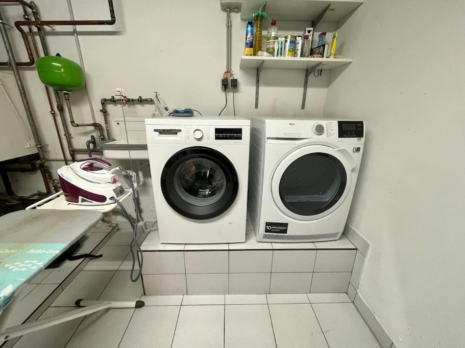 Cozy 3 Bedroom House With 11 Kw Electric Car Charger Hesperange